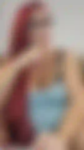Han pasado casi 3 meses desde que usé mi enorme consolador de 12 pulgadas para follarme el coño! Me follo el coño, lo estiro y luego uso mi mini vibrador para correrme súper fuerte! Mírame estirar mi cremoso coño de embarazada! 32 Semanas! ( Audio).