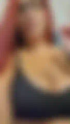 Mírame montar mi juguete dragón malo dexter en mi baño (esta es la primera vez que intento montar este juguete monstruoso) y luego follarme el coño con él fuerte y rápido y hacer que mis tetas se muevan mientras me hace ¡corre súper duro! Audio! 18 Semanas de embarazo!