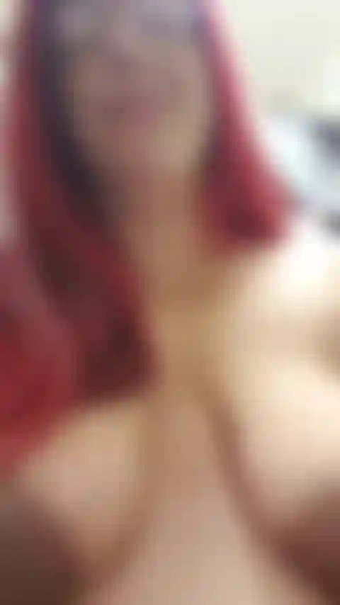 Me has estado alimentando durante todo mi embarazo, pero la única vez que me quedo sin comida, ¡decido que serás mi próxima comida sabrosa! 39 Semanas de embarazo :) ¡a ver qué rica estás! Audio!