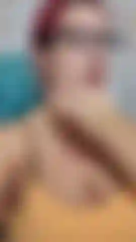 Presumo mi barriga de embarazo de 21 semanas y luego me froto loción por todo el vientre. Mi barriga ya es tan grande! Audio! 21 Semanas de embarazo!