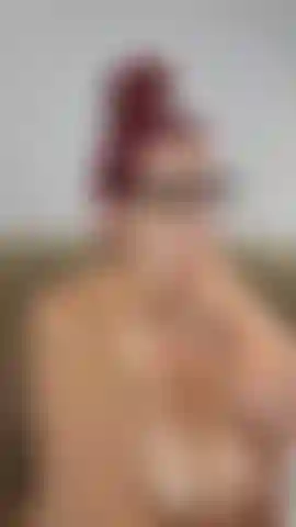 Mírame chuparte la polla muy bien y luego hacerte correr una gran carga de semen sobre mis tetas! (¡ Video de consolador squirting!!) (¡ Audio!).