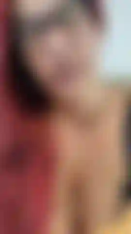 Jp quería que me desnudara y jugara con mi coño y tuviera un gran orgasmo para él! Saqué mi varita morada y vibre mi clítoris hasta que me corrí bien y duro para él (audio).