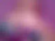 Follando mi almohada con mi gran botín y corriéndome. :).