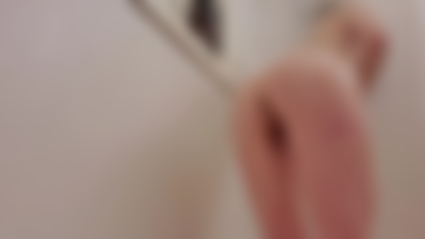 Hora de la ducha con una putita anal en forma