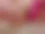 Cherie tiene un orgasmo palpitante y cremoso de cerca!