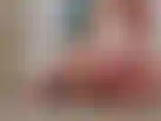 Cherie se escabulle para llenar su culo aceitado!