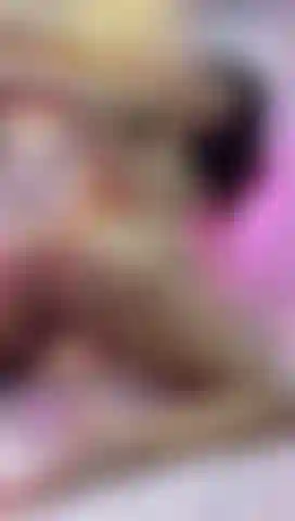 Culona grande y sexy. Dedos en el culo.