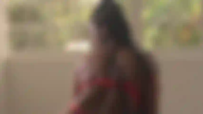 Lenceria desnuda hottie.