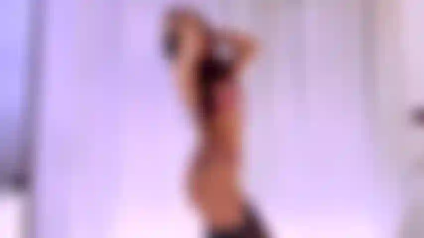 Cubito de hielo y sexo húmedo (20min).