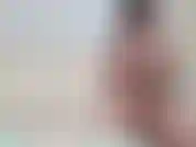 Te pillo espiándome mientras me desvisto en tu casa y