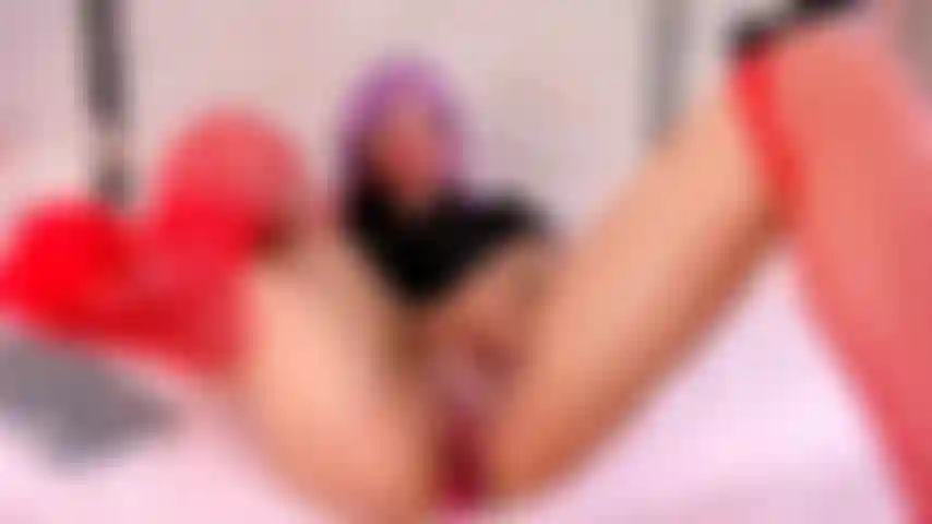 My pussy is soaked just from seeing you, do you want me to show it to you wide open?