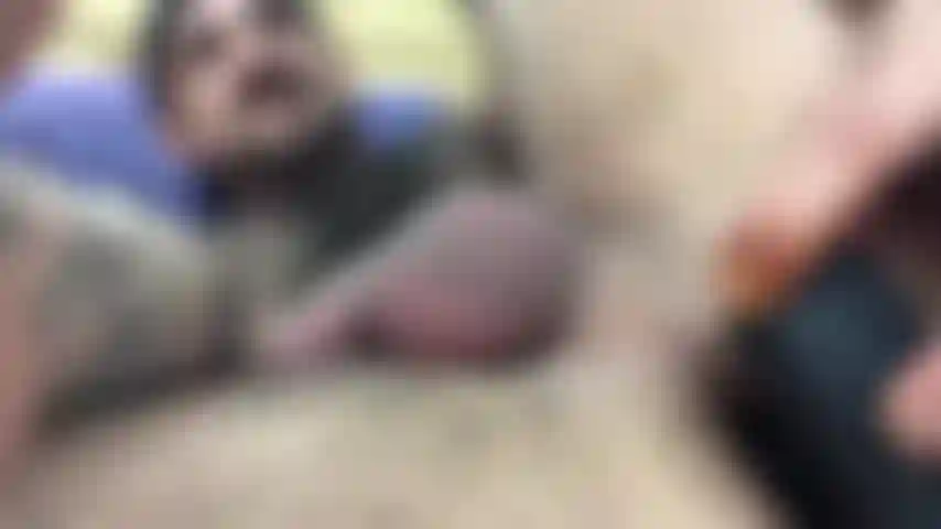 Juego de culo de cerca con juguetes.