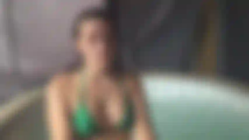 Hot Tub, Blowjob and a Facial