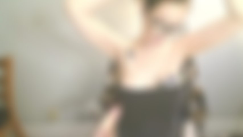 Mamada descuidada y follada de tetas.