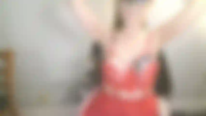 Que me jodan el coño con esa vibra que tengo y que me hablan muy sucio.