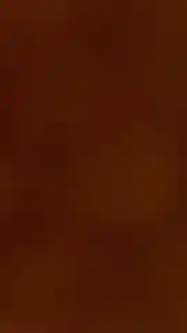 Que se corre a escondidas junto a mi esposa mientras ella duerme.