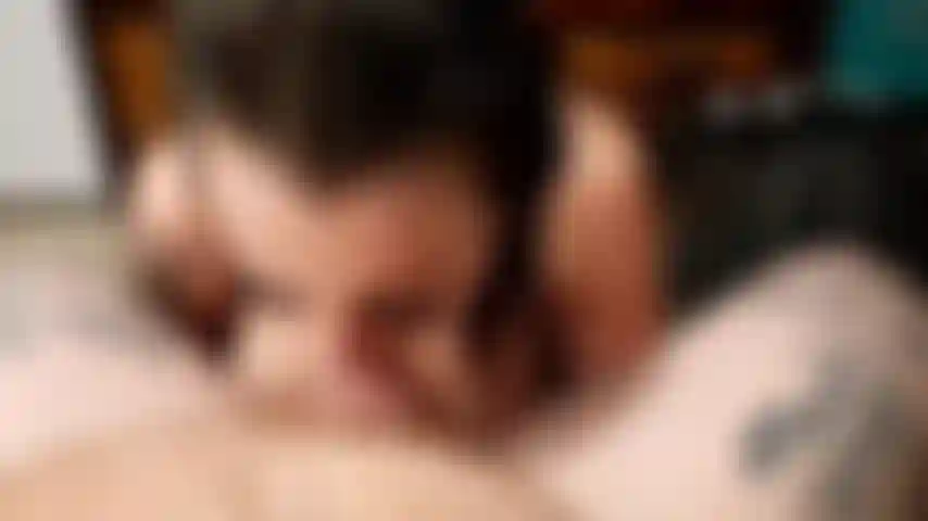 Mamada, garganta profunda, cubana, paja con facial.