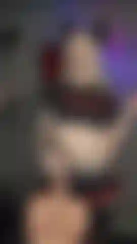 Traviesa súcubo joi.