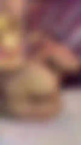 Waiting for you lying down, how nice