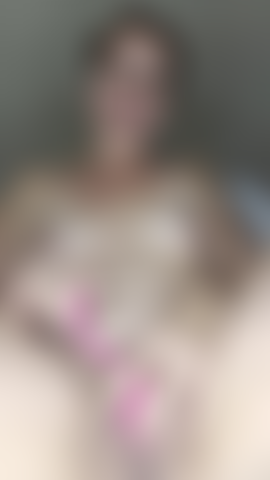 Correte cerca de mi coño orgásmico.