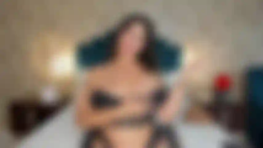 Your favorite colombiana teasing u with her curvy hot body, while talking in spanish! ended riding u so good till i cum on that hard cock hmmm