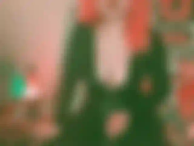 Juego de rol femdom con arnés.