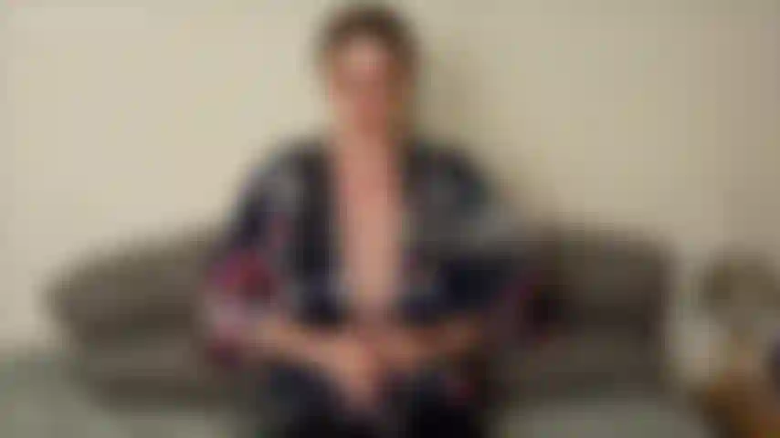 27 Ribete diminuto y squirt enorme.