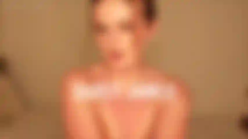 Esposa caliente cornudo fantasía.