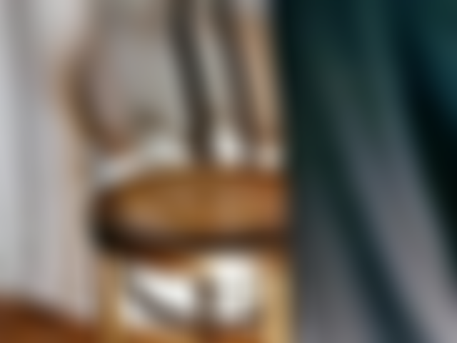 Juego de culo y polla en traje de 2 piezas.