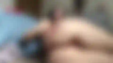 Culo video! Mira este lindo clip dedicado por completo a mi trasero! Mírame sacudirlo, azotarlo, moverlo y aceite!