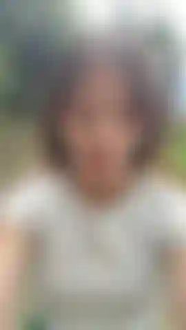 Caminata en topless por la calle, fue muy, muy arriesgado.