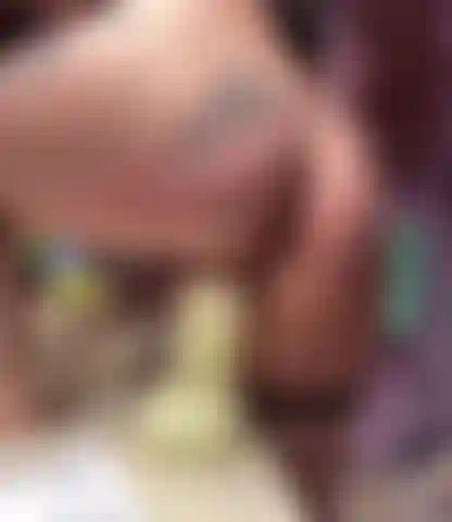 Arquera mediana sin corte.