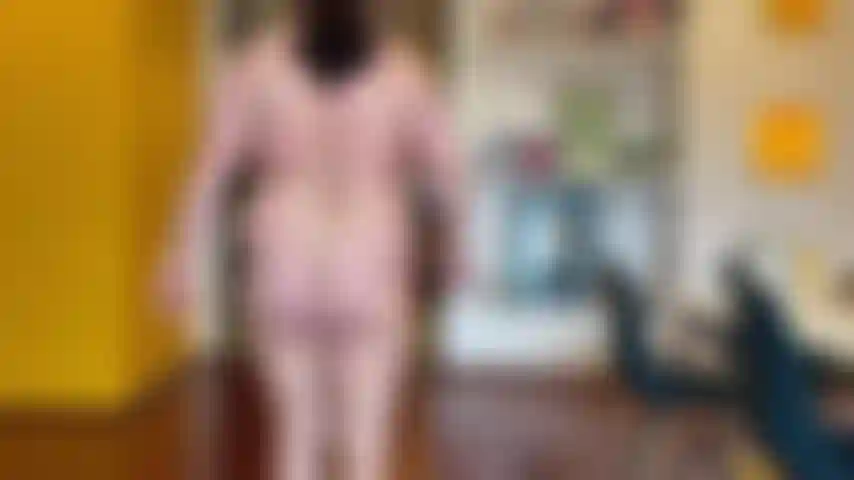 Compressed_desire_hugeboobs_catwalk-belly-worship-and-culo-flex.