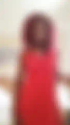 Coqueta y provocadora de coños y culos.