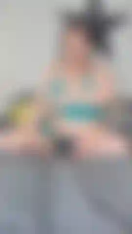 Milf provocativa en lencería.