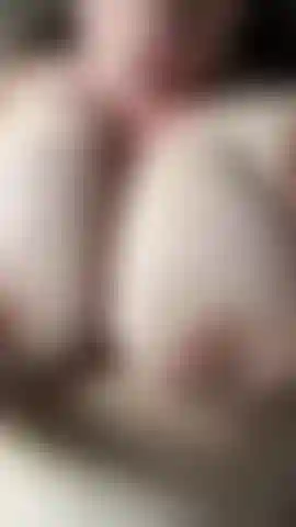Pov kates tetas mientras folla.