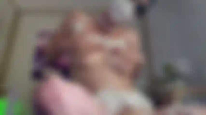 Folla con un consolador de tentáculos!