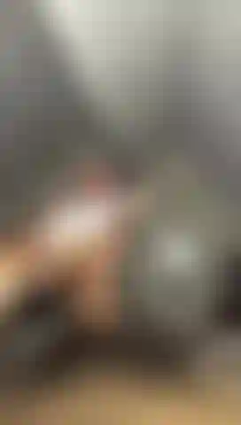 Acariciando mi polla negra xxl.