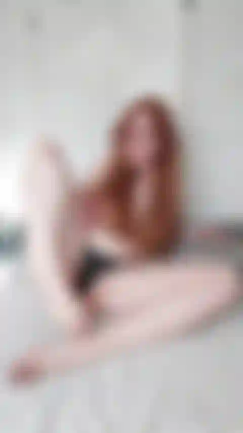 Juego de pies y coño.