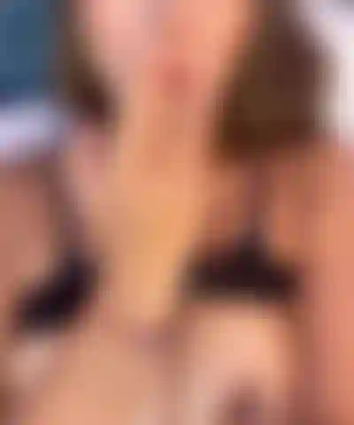 ¡Mmm adivina dónde estaban mis dedos!