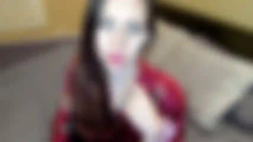 Mi primer video de dildo - hazme correrme en tu polla.