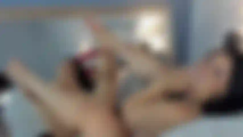 Sensual masturbacion espejo.