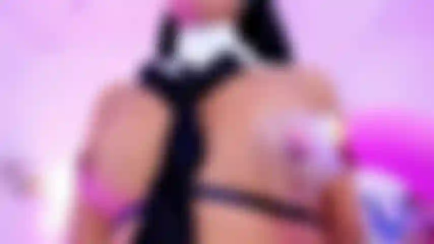 Este es mi nuevo juguete, lo disfruto mucho, ¿quieres probarlo juntas?