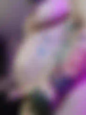 Tetas y barriga engrasadas, hablar sucio, provocar embarazo.