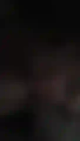 Mamada en la oscuridad.