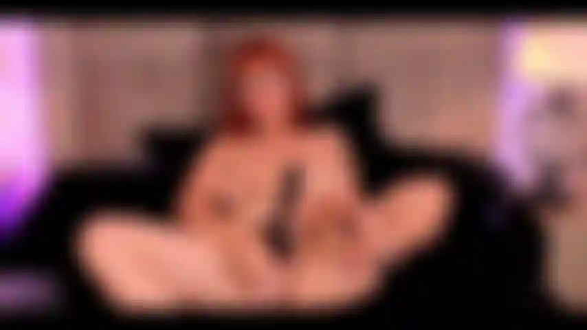 Cuando me pongo cachonda, no hay vuelta atrás... Mi dildo lo sabe, y lo vas a ver. Mis movimientos, mis gemidos, mi eyaculación... Todo es real, todo es para ti. Prepárate para mojarte conmigo.