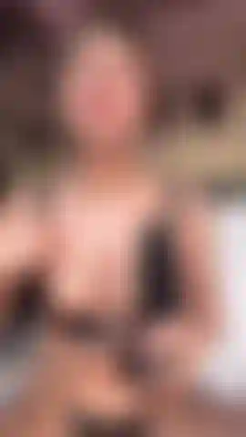 Aceitada, babeante, consolador bj.