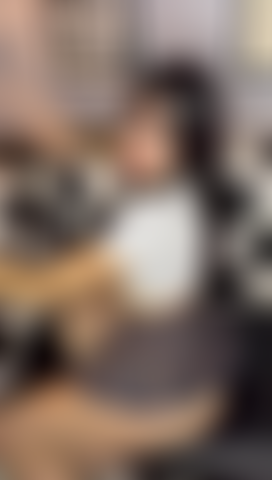 Papi quiero que me folles duro mientras te corres entre mis piernas!