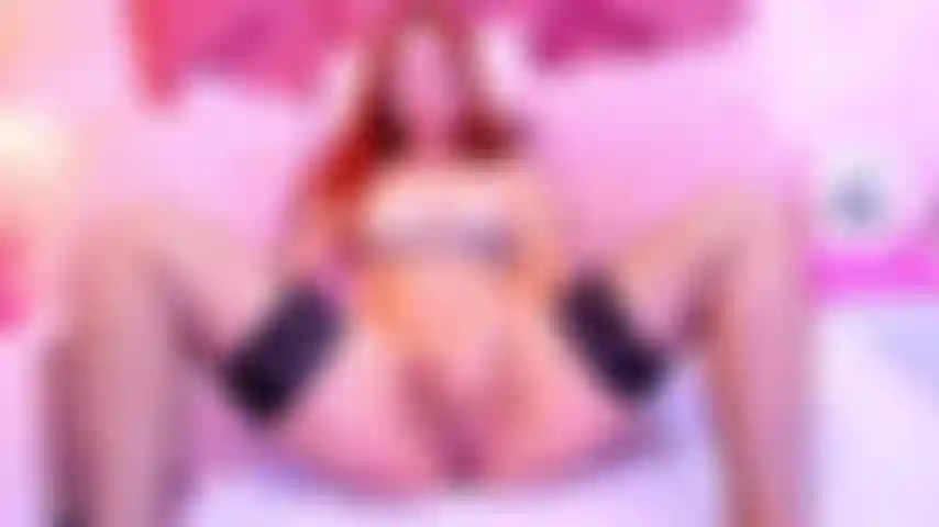 Tocando todo mi cuerpo.