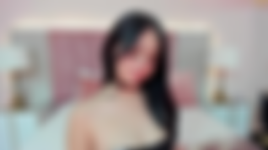 Mmm imagina que tu polla es la que me folla.